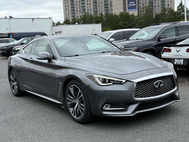 2017 Infiniti Q60 2.0T Premium AWD photo