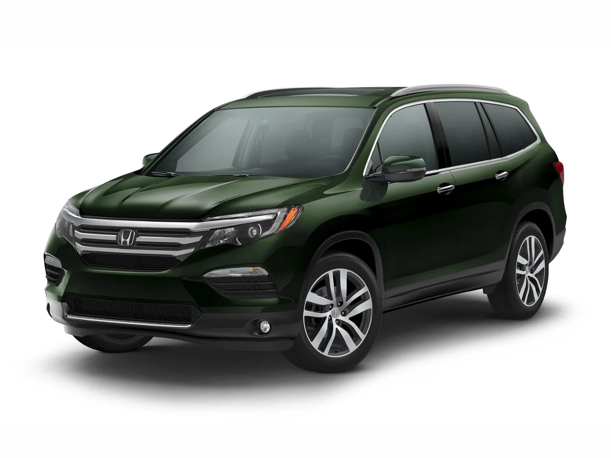2017 Honda Pilot Touring FWD photo