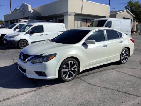 2017 Nissan Altima 3.5 SR FWD photo