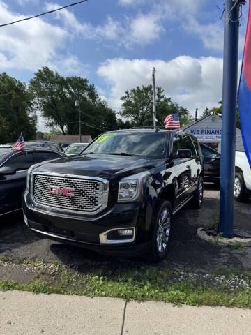 2017 GMC Yukon Denali 4WD photo
