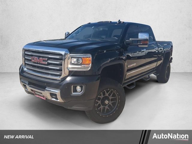 2017 GMC Sierra 2500HD SLT 4WD photo