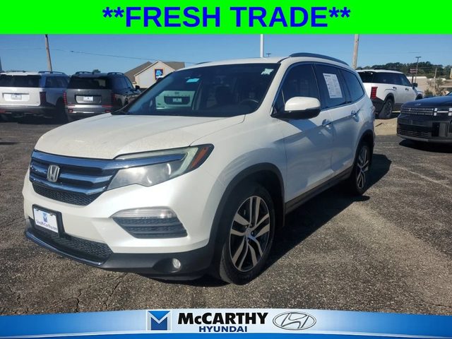 2017 Honda Pilot Elite AWD photo