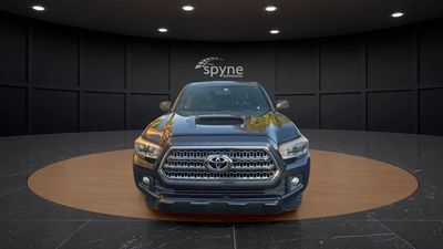 2017 Toyota Tacoma TRD Sport 4WD photo