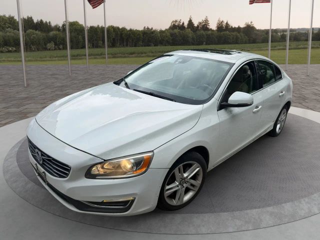 2015 Volvo S60 T5 Platinum AWD photo