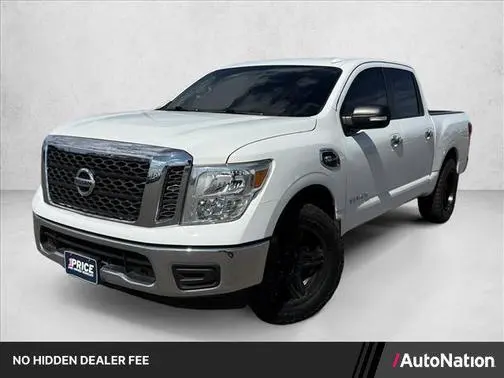 2017 Nissan Titan SV RWD photo