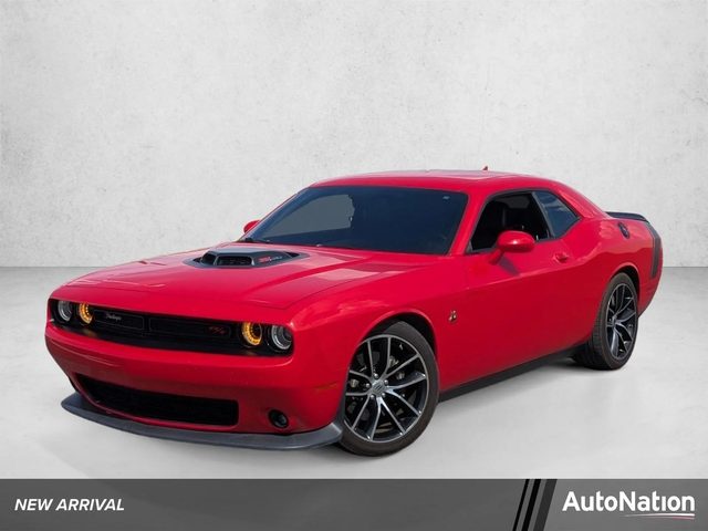 2017 Dodge Challenger 392 Hemi Scat Pack Shaker RWD photo