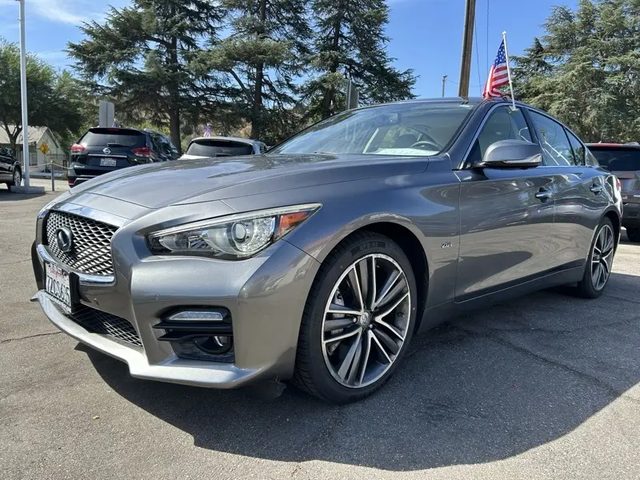 2017 Infiniti Q50 2.0T Sport RWD photo