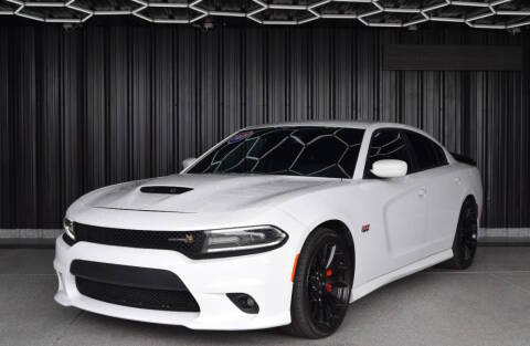 2017 Dodge Charger R/T Scat Pack RWD photo