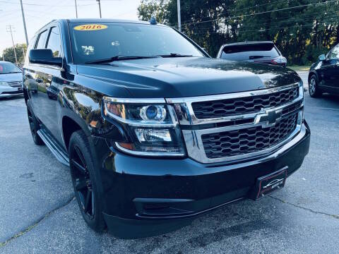 2016 Chevrolet Tahoe LT 4WD photo