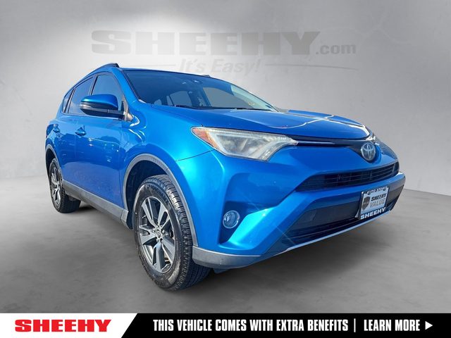 2017 Toyota RAV4 XLE FWD photo