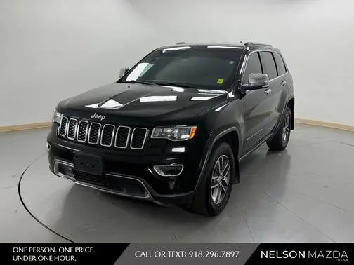 2017 Jeep Grand Cherokee Limited 4WD photo