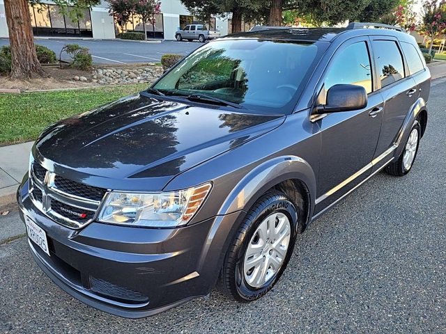 2017 Dodge Journey SE FWD photo