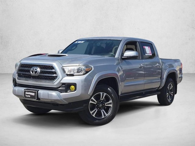 2017 Toyota Tacoma TRD Sport RWD photo