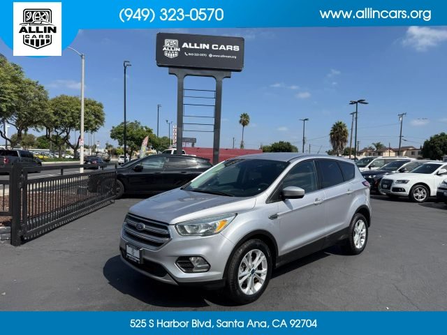 2017 Ford Escape SE FWD photo