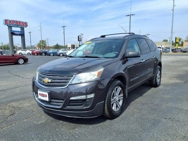 2017 Chevrolet Traverse LS AWD photo