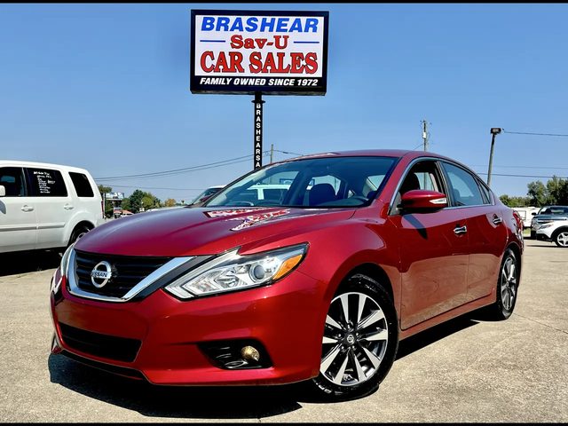 2017 Nissan Altima FWD photo