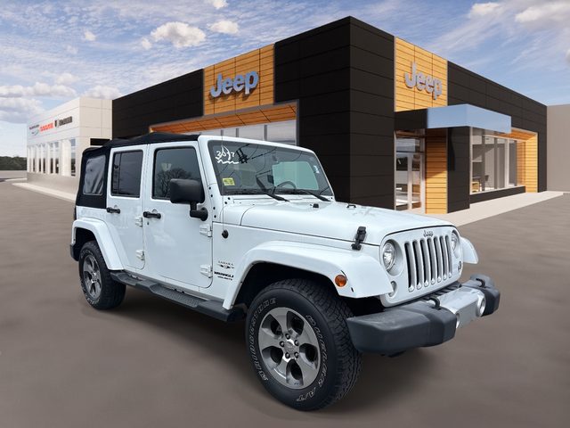 2017 Jeep Wrangler Unlimited Sahara 4WD photo