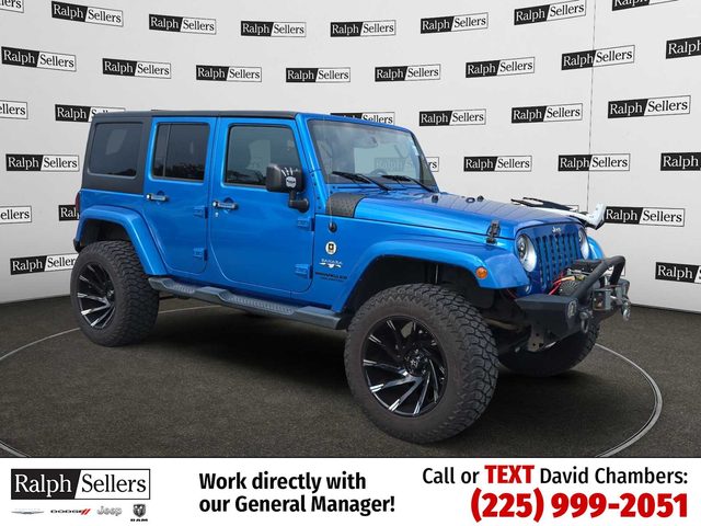2016 Jeep Wrangler Unlimited Sahara 4WD photo