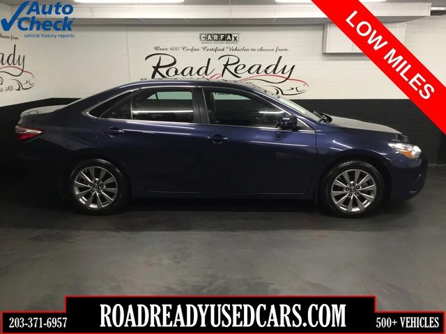2017 Toyota Camry XLE FWD photo