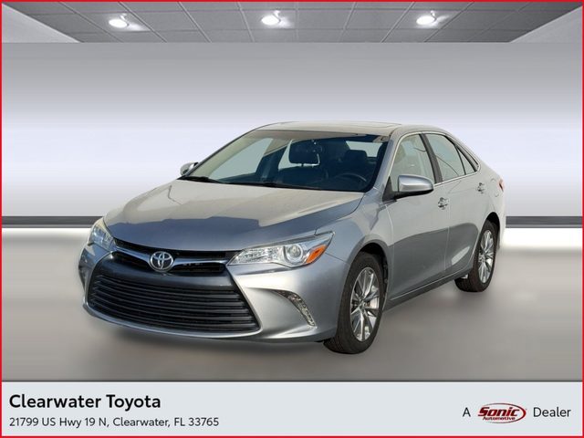 2017 Toyota Camry XLE FWD photo