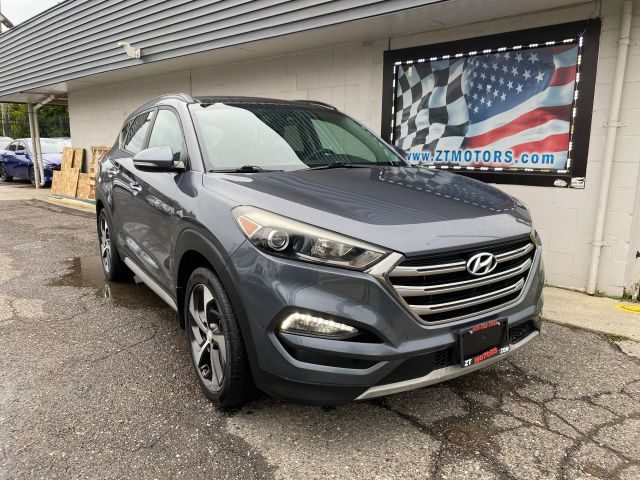 2017 Hyundai Tucson Limited AWD photo
