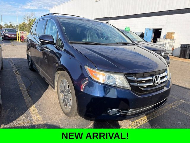2017 Honda Odyssey Touring FWD photo