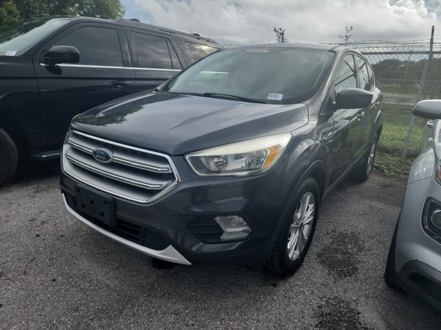 2017 Ford Escape SE FWD photo