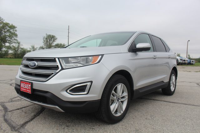 2016 Ford Edge SEL AWD photo