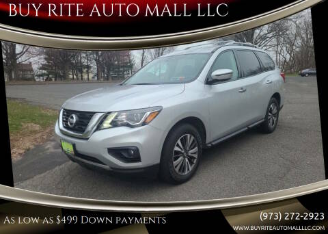 2017 Nissan Pathfinder SV 4WD photo