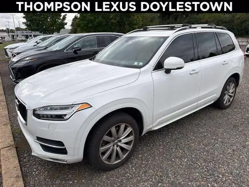 2016 Volvo XC90 T6 Momentum AWD photo