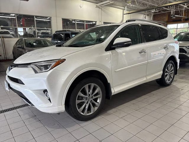 2017 Toyota RAV4 Platinum FWD photo