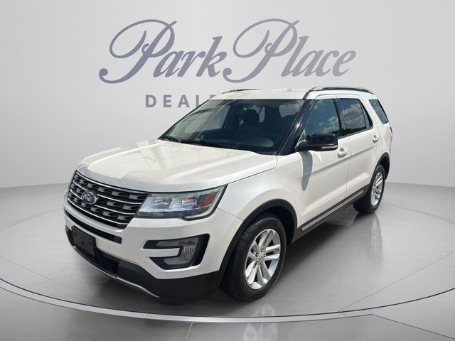 2017 Ford Explorer XLT FWD photo