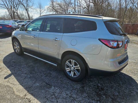 2017 Chevrolet Traverse LT AWD photo