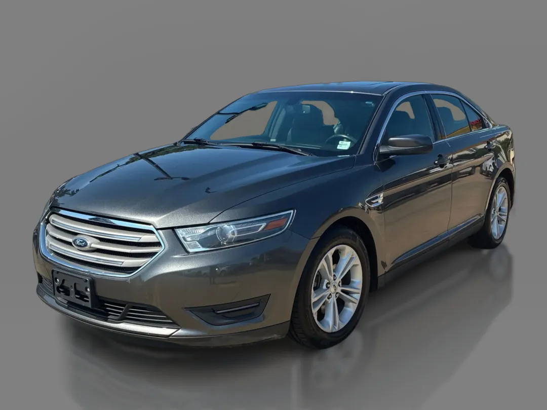 2015 Ford Taurus SEL FWD photo