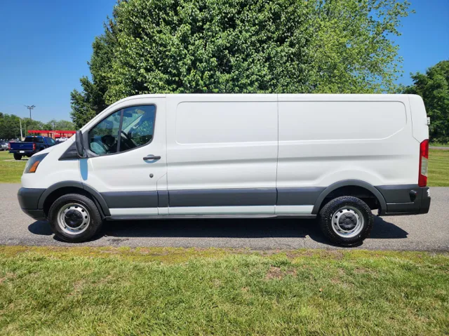 2017 Ford Transit Van  RWD photo