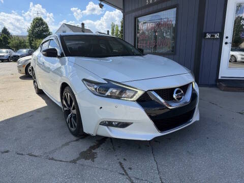 2017 Nissan Maxima SV FWD photo