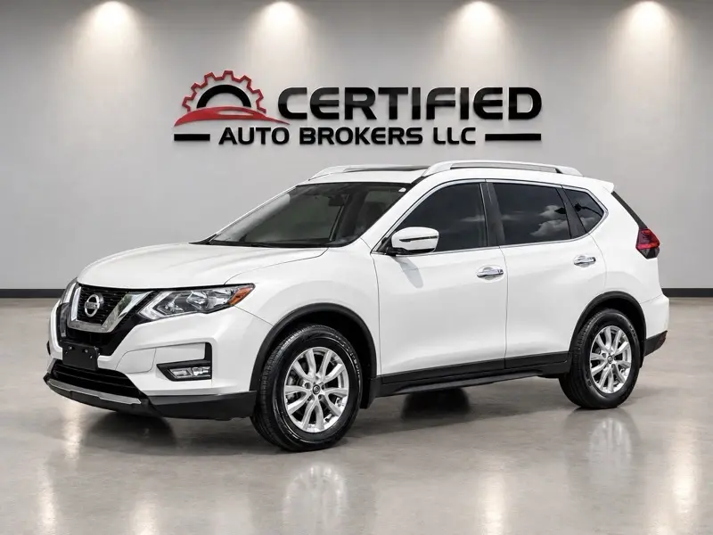 2017 Nissan Rogue SV FWD photo