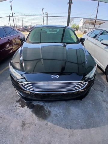 2017 Ford Fusion SE FWD photo