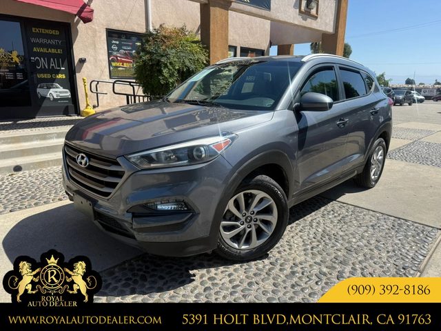 2016 Hyundai Tucson SE AWD photo