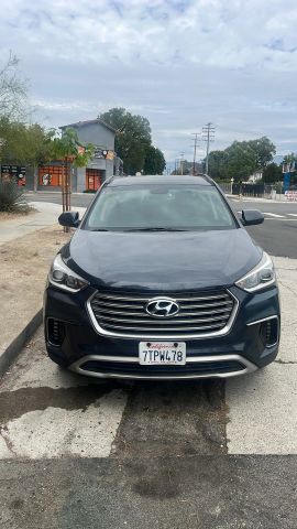 2017 Hyundai Santa Fe SE FWD photo