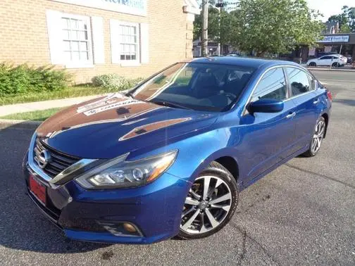 2017 Nissan Altima 2.5 SR FWD photo
