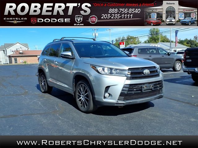 2017 Toyota Highlander SE AWD photo