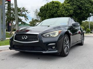 2017 Infiniti Q50 2.0T Sport RWD photo
