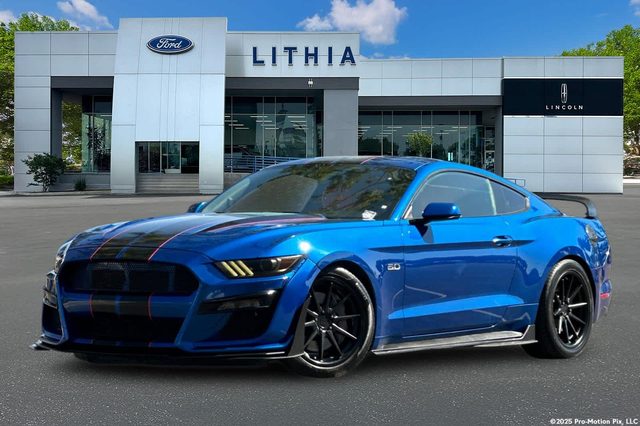 2017 Ford Mustang GT RWD photo