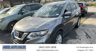 2017 Nissan Rogue SV FWD photo