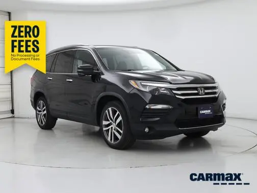 2017 Honda Pilot Touring AWD photo