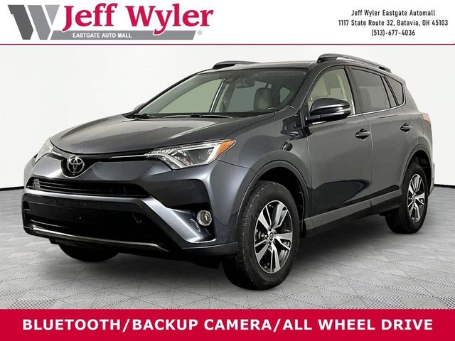2017 Toyota RAV4 XLE AWD photo
