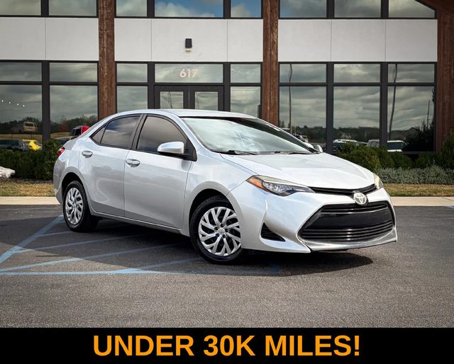 2017 Toyota Corolla LE FWD photo