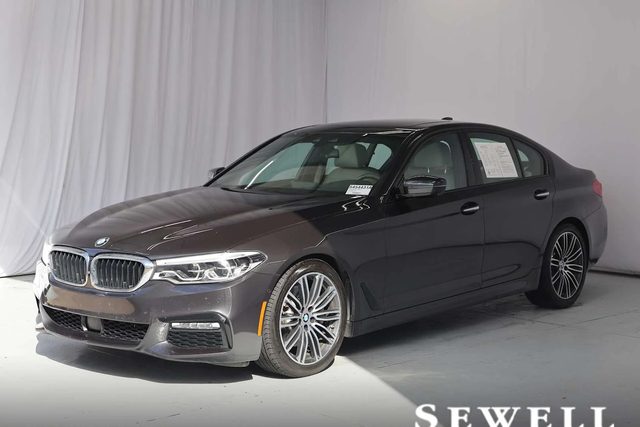 2017 BMW 5 Series 530i RWD photo