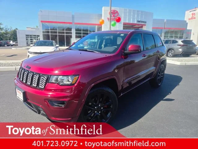 2017 Jeep Grand Cherokee Altitude 4WD photo